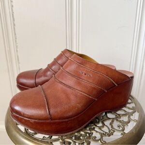 Henry Cuir Italian Leather Mules size 7
